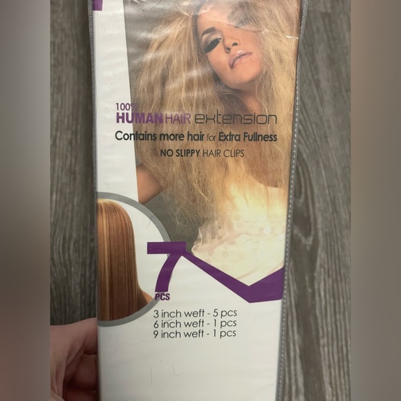 HOLLYWOOD CLIP-ON 7 PLUS Hair extensions - Picture 4 of 5